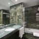 salle de bains en marbre